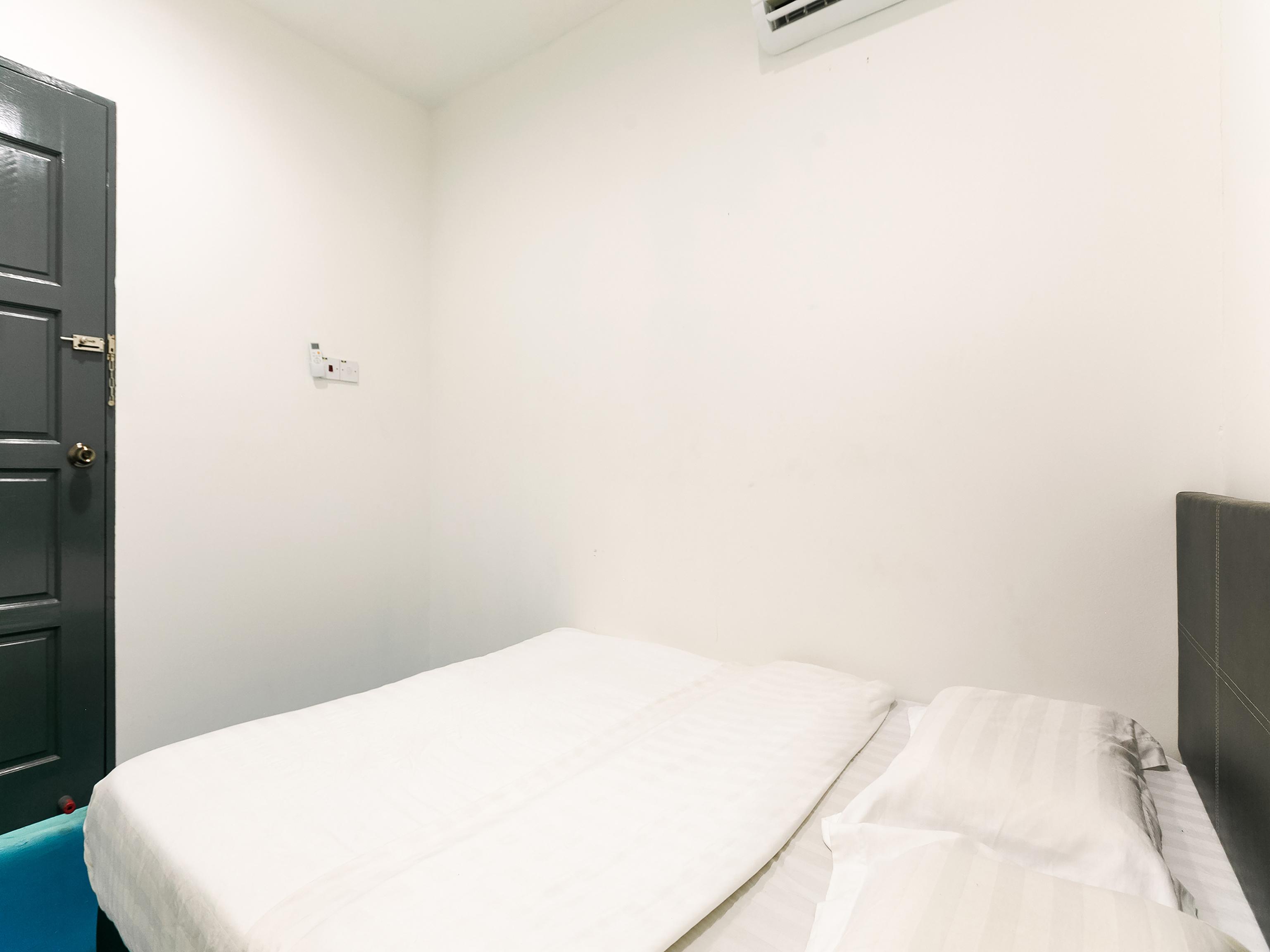 Spot On 89726 Capsule Inn Kota Kinabalu Ngoại thất bức ảnh